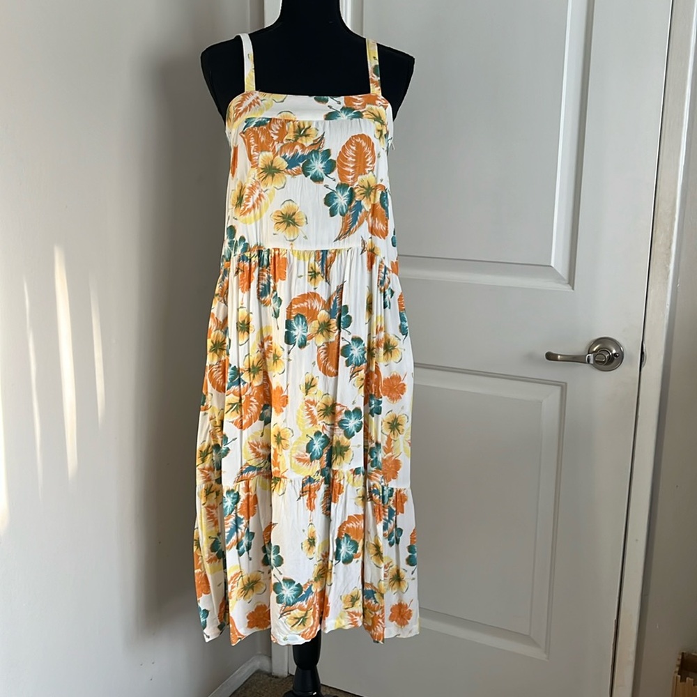 Roxy Hawaiian Floral Dress w/ pockets